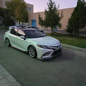 Toyota Camry 2022