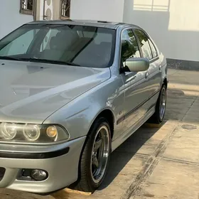 BMW E39 2003