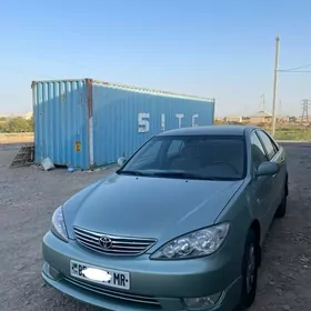 Toyota Camry 2003