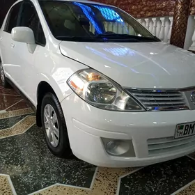 Nissan Versa 2010