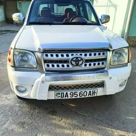 Toyota Hilux 2010