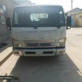 Mitsubishi Fuso 2024