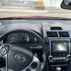 Toyota Camry 2013