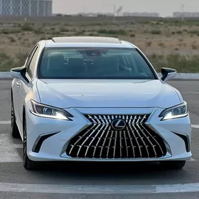 Lexus ES 350 2024