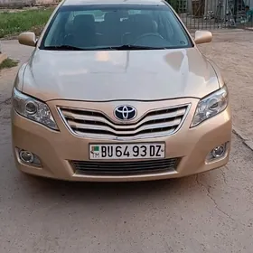 Toyota Camry 2011