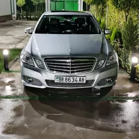 Mercedes-Benz E350 2010