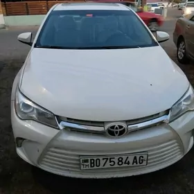 Toyota Camry 2015