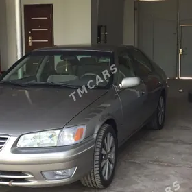 Toyota Camry 2000