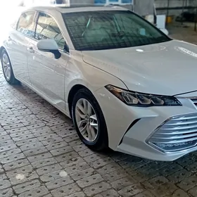 Toyota Avalon 2019