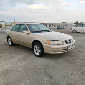 Toyota Camry 2001