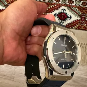 Hublot sagat часы