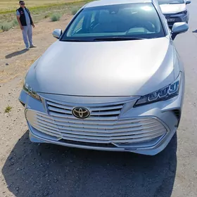 Toyota Avalon 2021