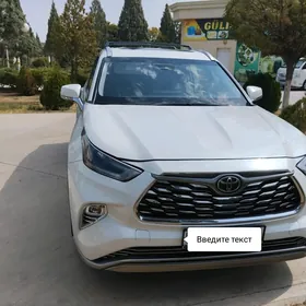 Toyota Highlander 2020