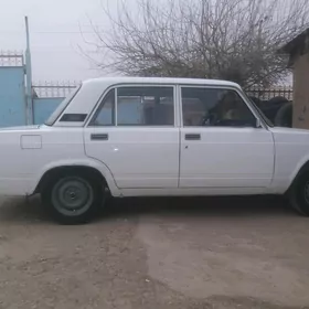 Lada 2107 2000