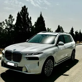 BMW X7 2023