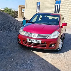 Nissan Versa 2010