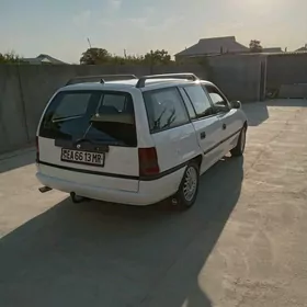 Opel Astra 1995