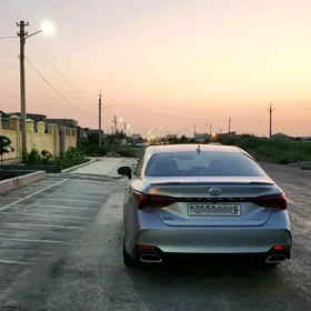 Toyota Avalon 2019