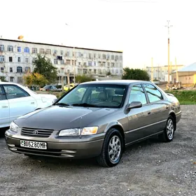 Toyota Camry 1999