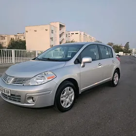 Nissan Versa 2010