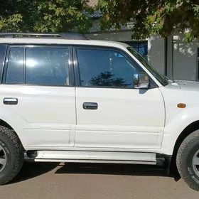 Toyota Land Cruiser Prado 2000