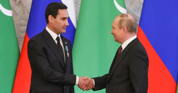 Serdar Berdimuhamedow Wladimir Putin bilen telefon arkaly söhbetdeş boldy