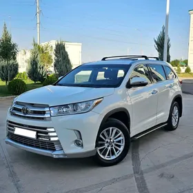 Toyota Highlander 2018