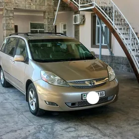 Toyota Sienna 2006