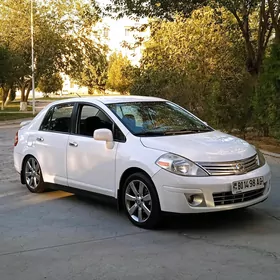 Nissan Versa 2010