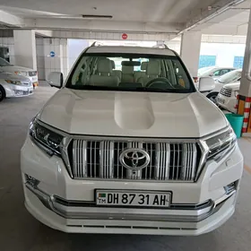 Toyota Land Cruiser Prado 2022