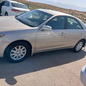 Toyota Camry 2005