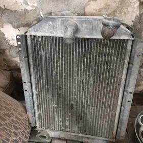 Radiator Zil 157.