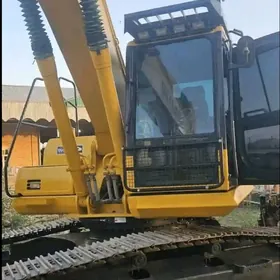 Komatsu PC200LC-8 2020