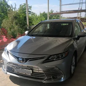 Toyota Camry 2020