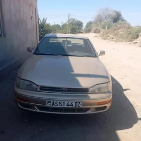 Toyota Camry 1993