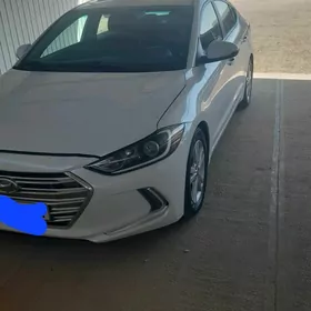 Hyundai Elantra 2018