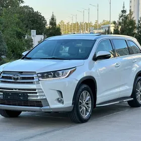 Toyota Highlander 2018