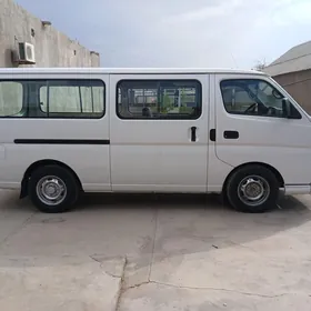 Nissan Urvan 2008