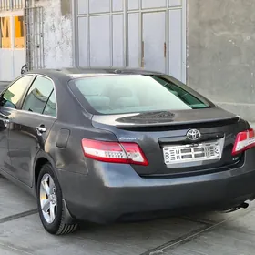 Toyota Camry 2010