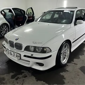 BMW E39 2001