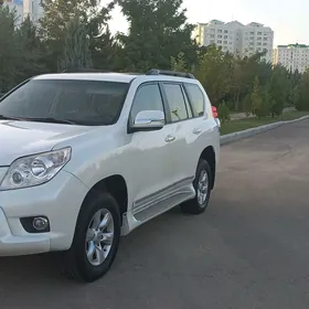 Toyota Land Cruiser Prado 2012