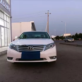 Toyota Avalon 2011