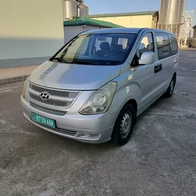 Hyundai H-1 2008