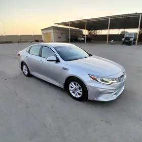 Kia Optima 2019