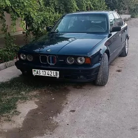 BMW 525 1990