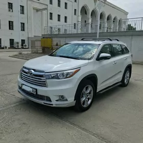 Toyota Highlander 2016