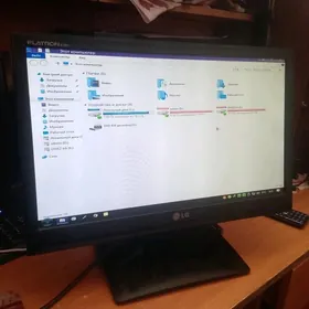 LG 19lyk monitor