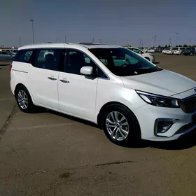 Kia Sedona 2018