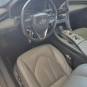 Toyota Avalon 2019