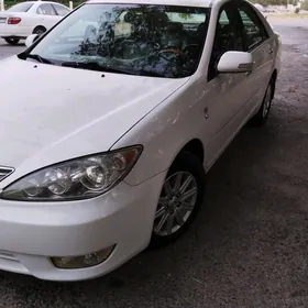 Toyota Camry 2004